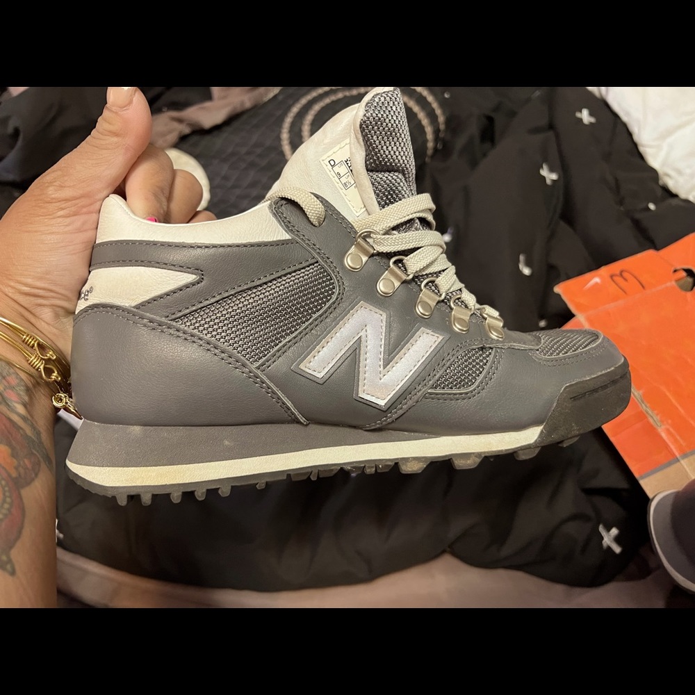New balance boot